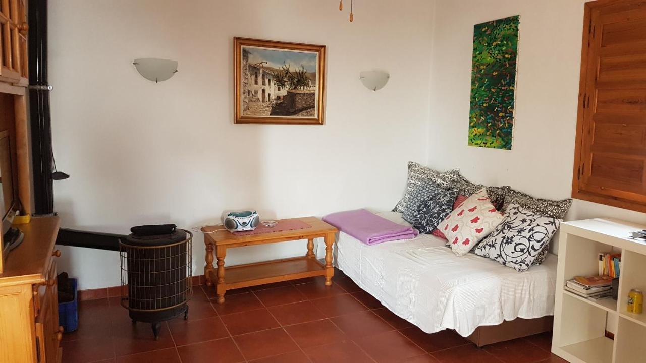 הוילה Iznate Casa Feliz מראה חיצוני תמונה
